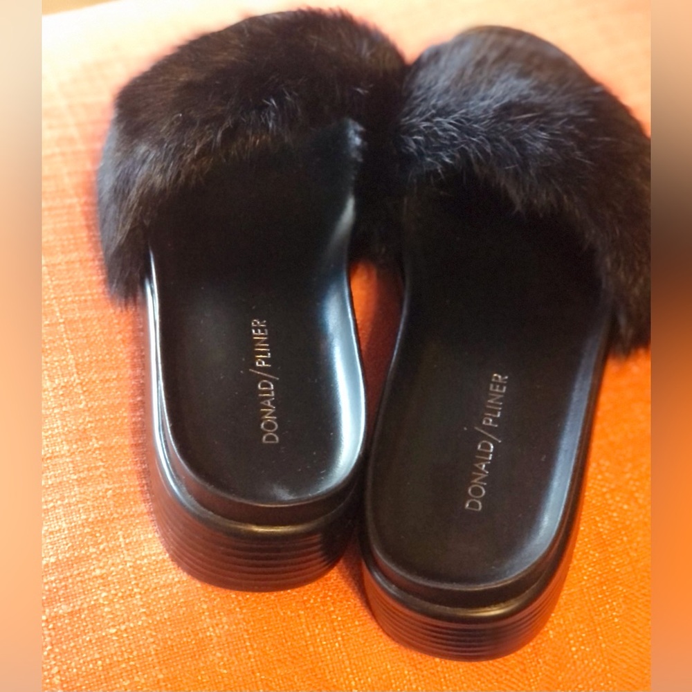 DONALD/PLINER Furfi Platform Sandals